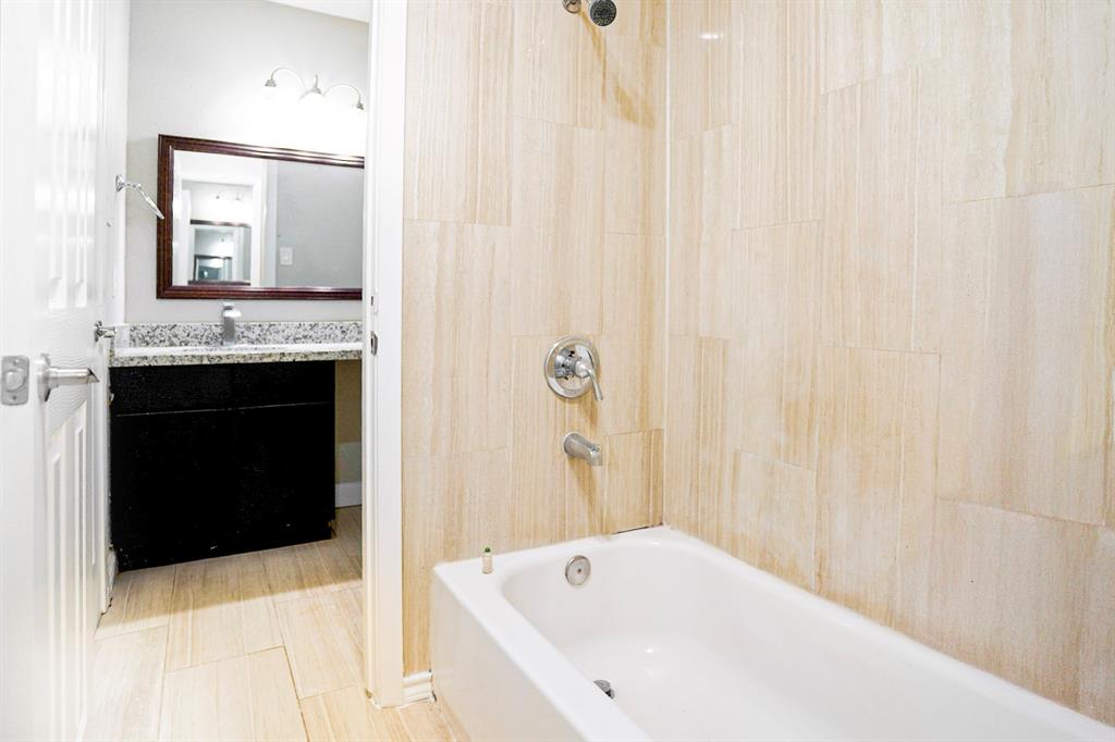 9545 Pagewood Lane #9545, Houston, Texas image 33