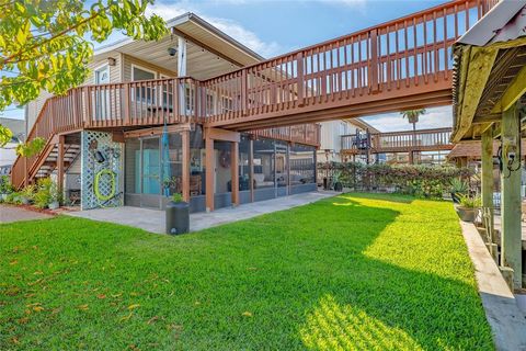 A home in Bayou Vista