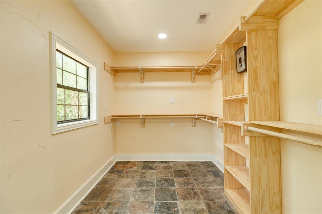 3328 County Road 245, Brazoria, Texas image 36