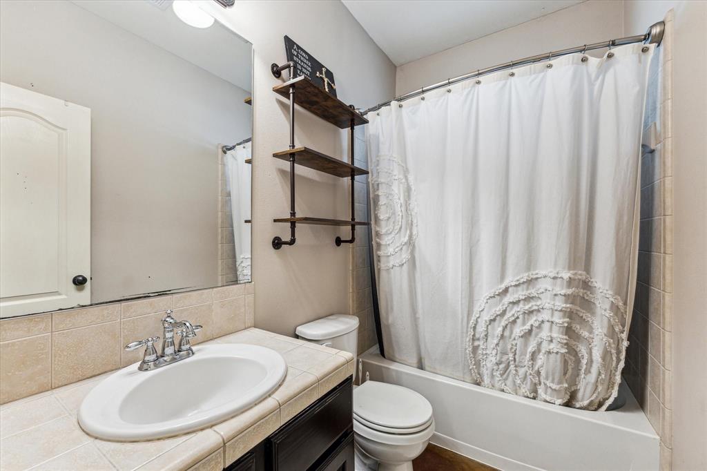 199 W Chatham Street, Bellville, Texas image 15