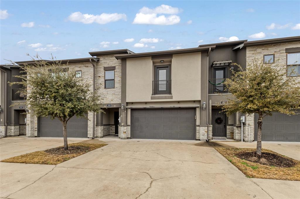 2931 Papa Bear Drive, College Station, Texas image 2