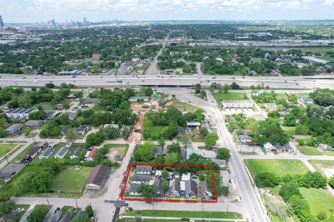 2409 Hailey Street Houston TX 77026