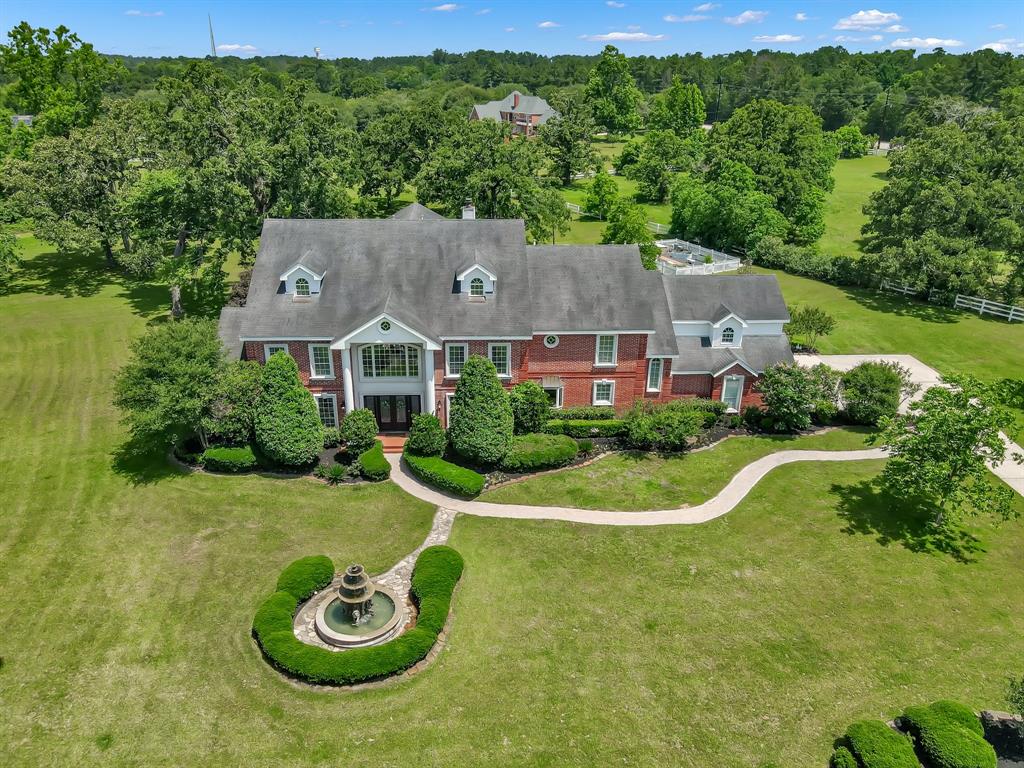 15203 Wildwood Circle, Magnolia, Texas image 3