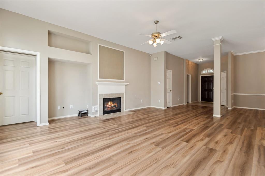 3727 Parkshire Drive, Pearland, Texas image 7