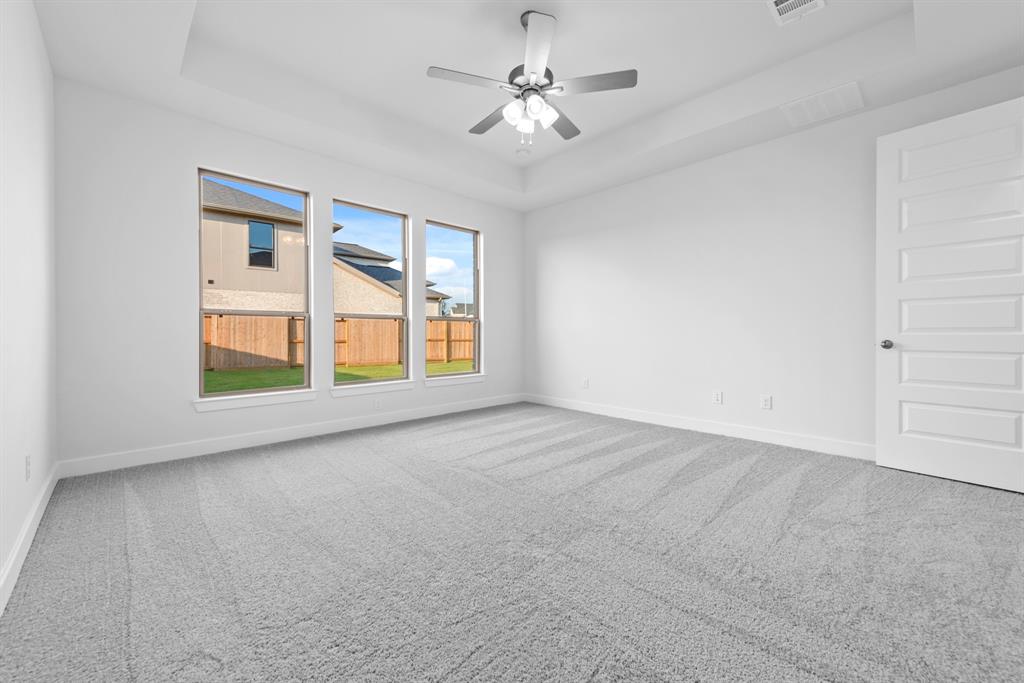 4726 Silo Shadow Way, Fulshear, Texas image 12