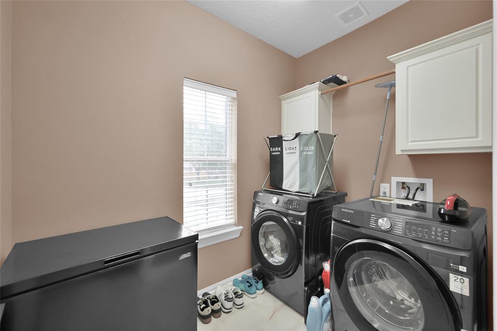 2511 N Yorkchase Lane, Conroe, Texas image 36