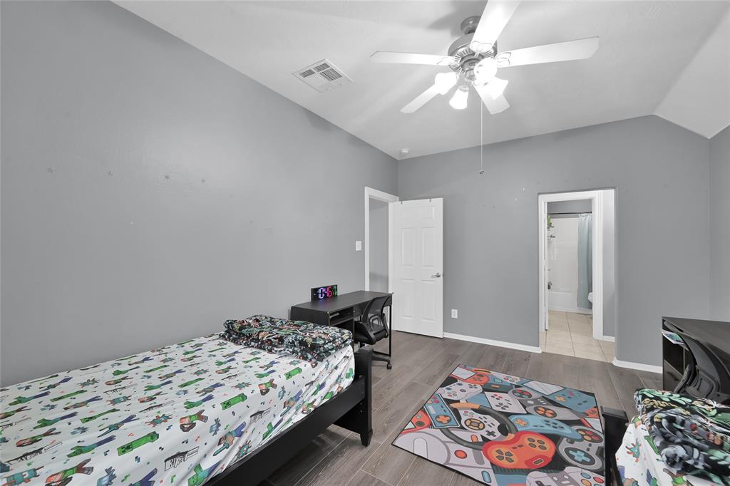 2511 N Yorkchase Lane, Conroe, Texas image 26