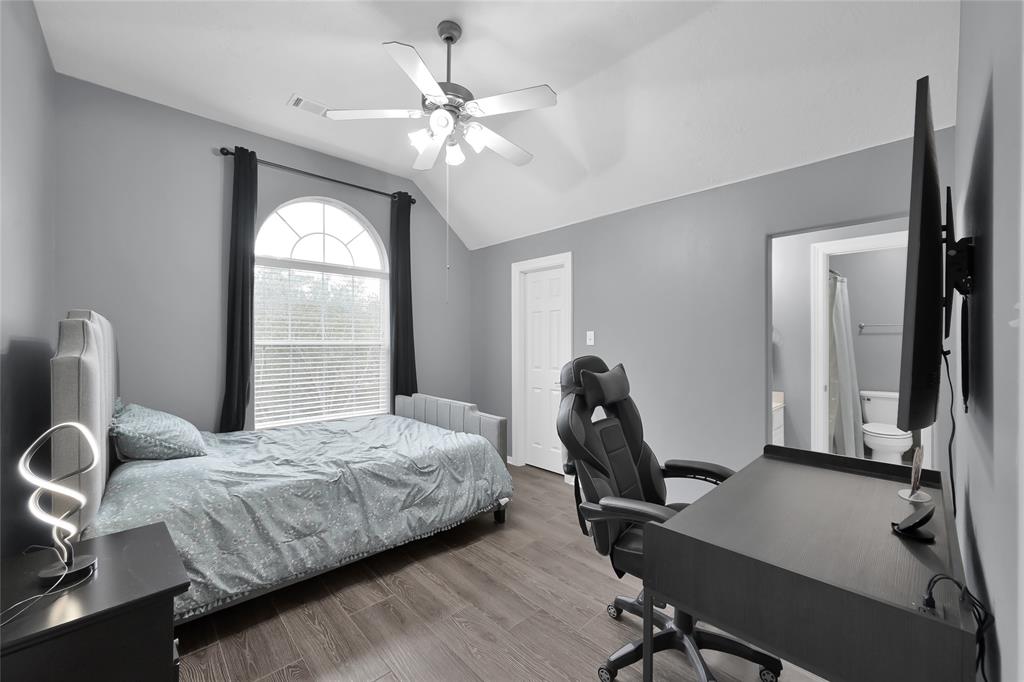 2511 N Yorkchase Lane, Conroe, Texas image 30