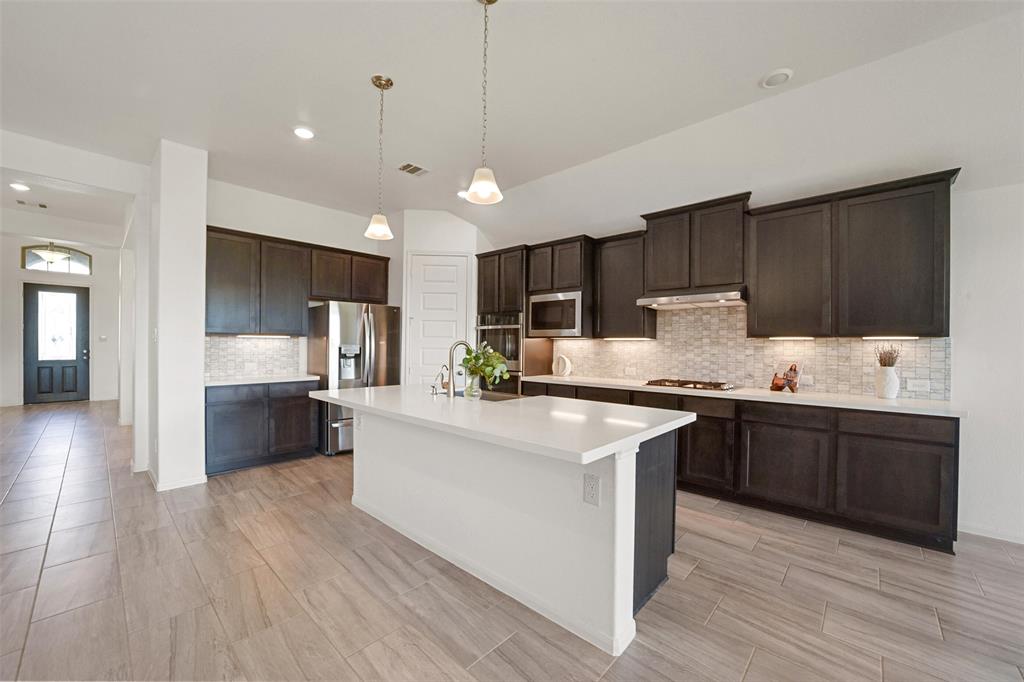 2822 Broad Reach Road, Manvel, Texas image 10