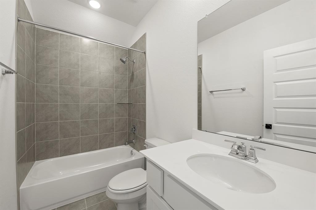 22007 Rae Lakes Lane, Porter, Texas image 23
