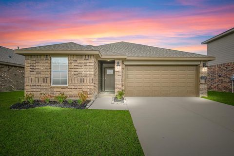 A home in Angleton