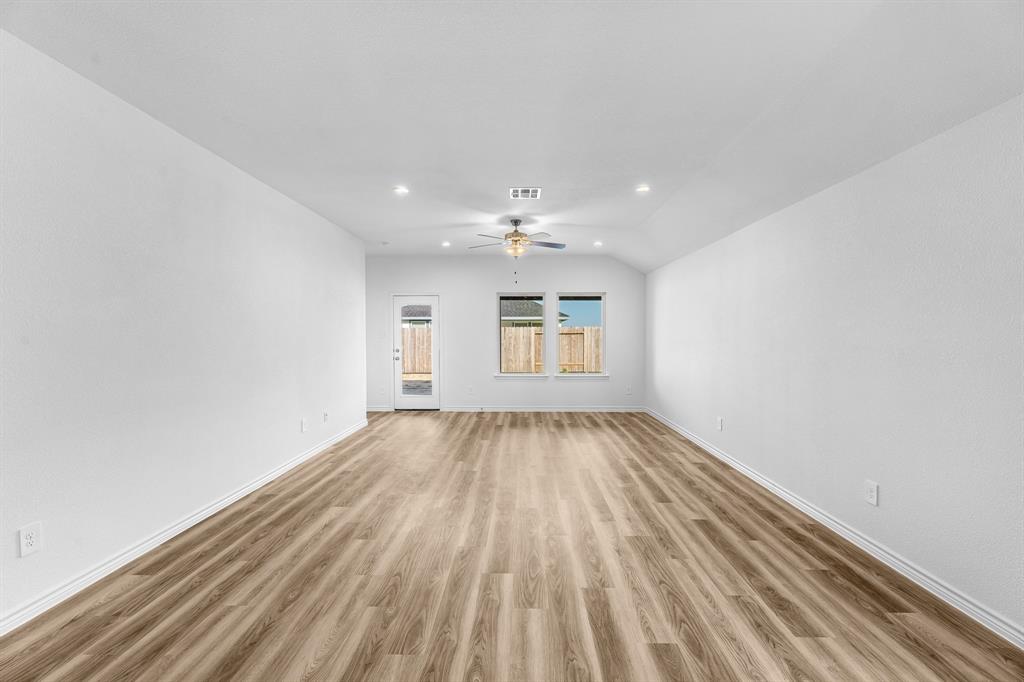 5690 Wood Duck Drive, Orange, Texas image 10