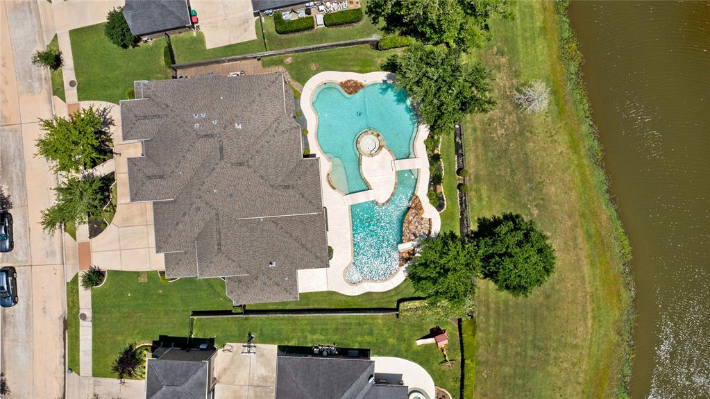 26 Little Rise Drive