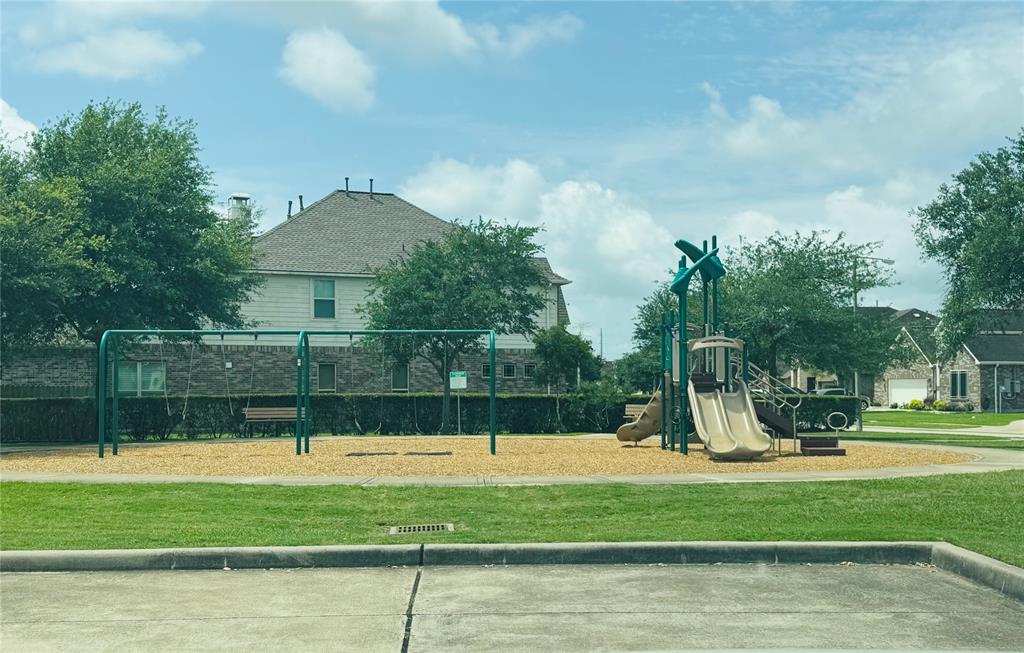 575 Kirkham Lane, League City, Texas image 45