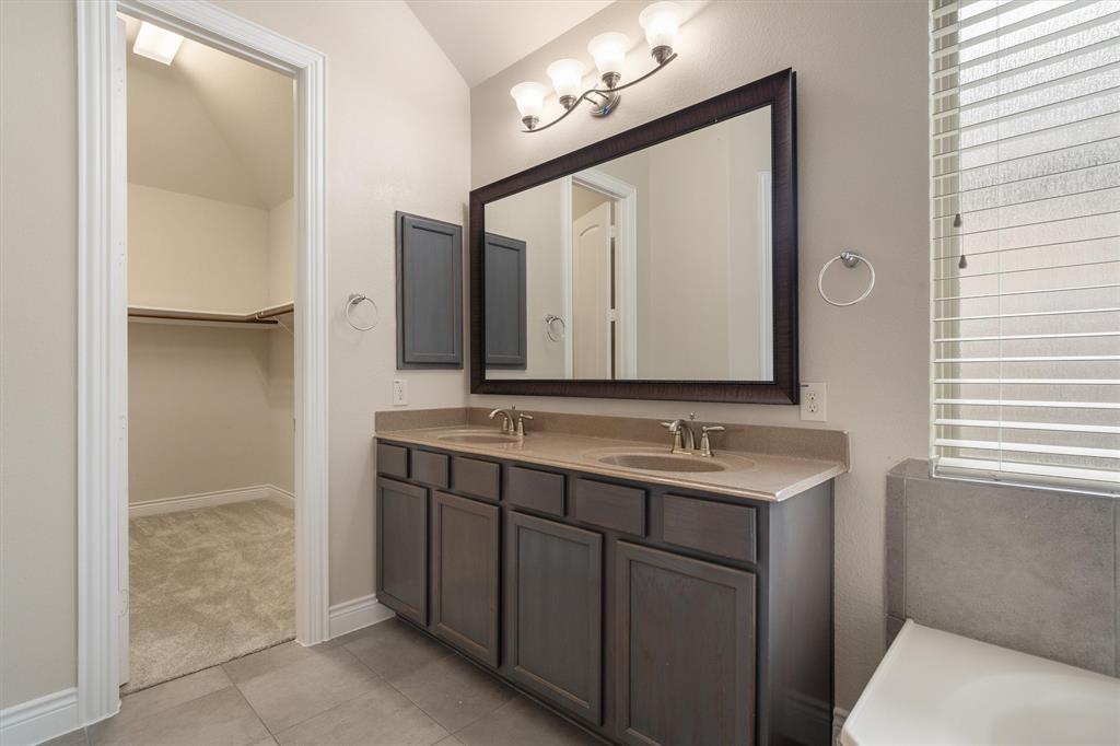 575 Kirkham Lane, League City, Texas image 21