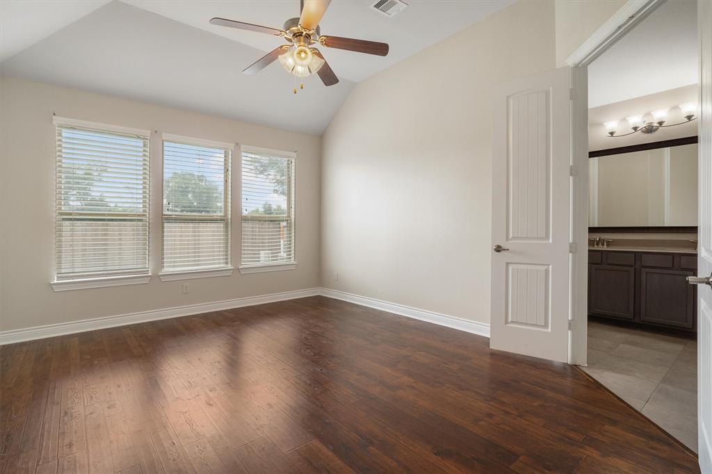 575 Kirkham Lane, League City, Texas image 19