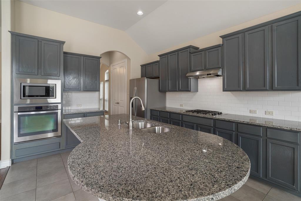 575 Kirkham Lane, League City, Texas image 14