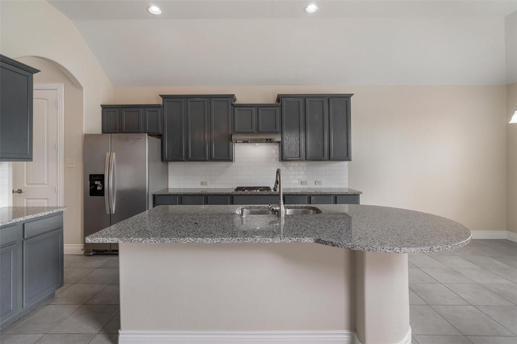 575 Kirkham Lane, League City, Texas image 13