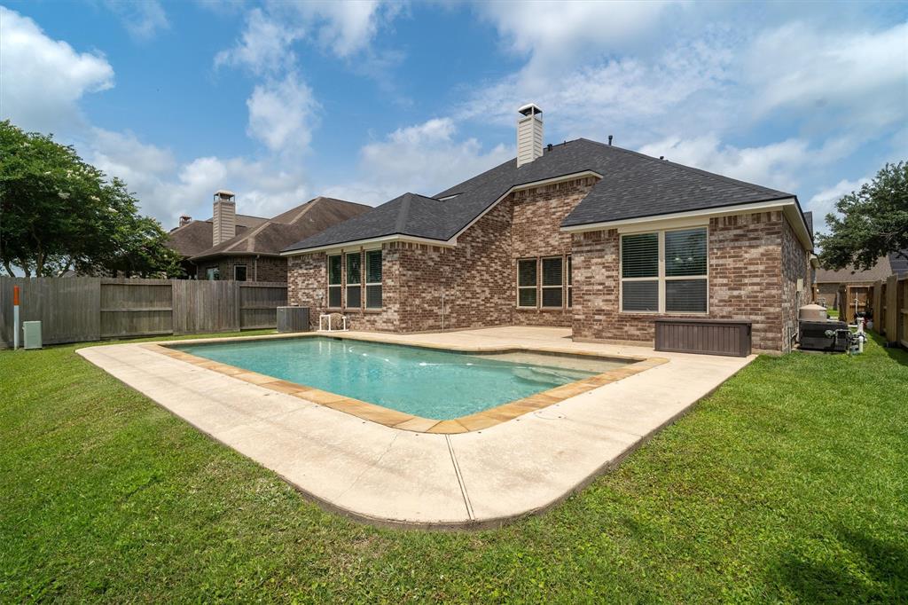 575 Kirkham Lane, League City, Texas image 31