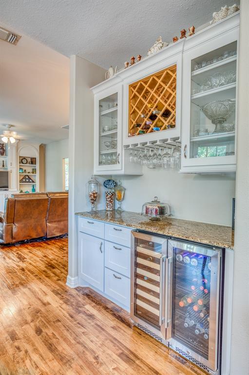 185 Camilla Circle, Bellville, Texas image 11