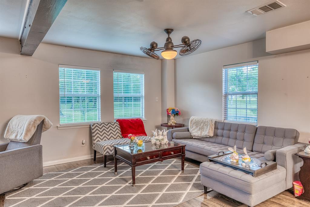 185 Camilla Circle, Bellville, Texas image 34