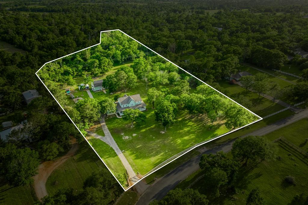 185 Camilla Circle, Bellville, Texas image 44