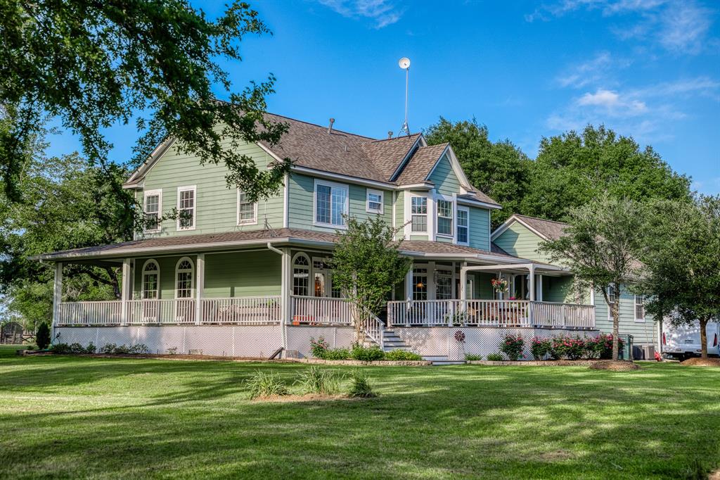 185 Camilla Circle, Bellville, Texas image 25