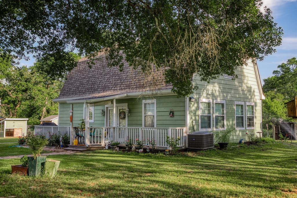 185 Camilla Circle, Bellville, Texas image 33
