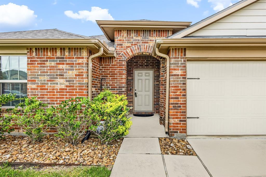 29014 Jacobs River Drive, Katy, Texas image 3