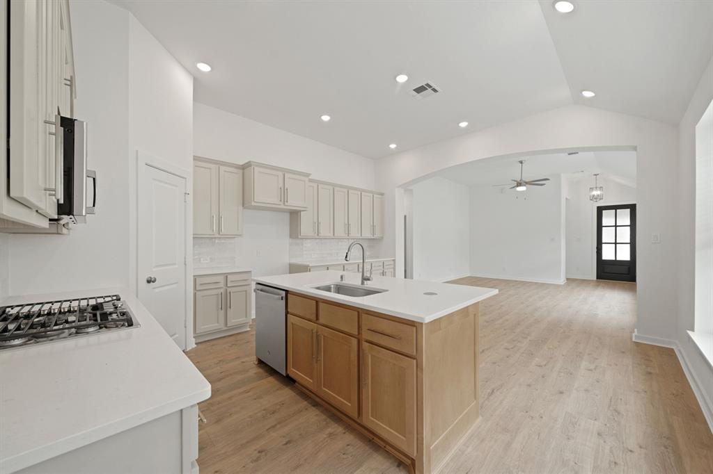 5043 Henry Merritt Street