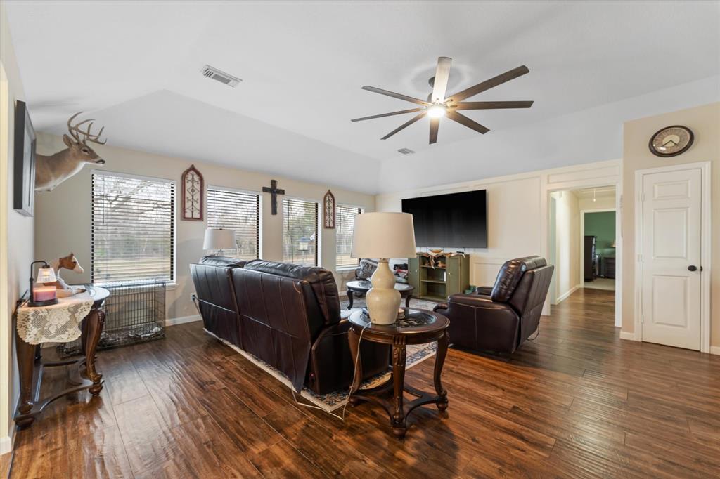 2 County Road 4867, Dayton, Texas image 11