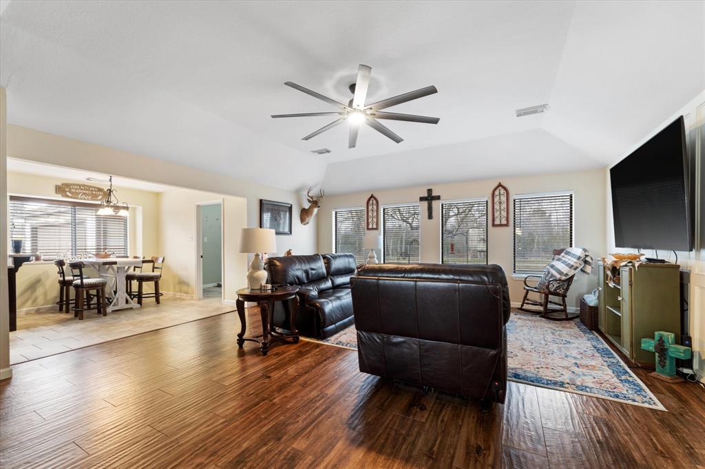 2 County Road 4867, Dayton, Texas image 8