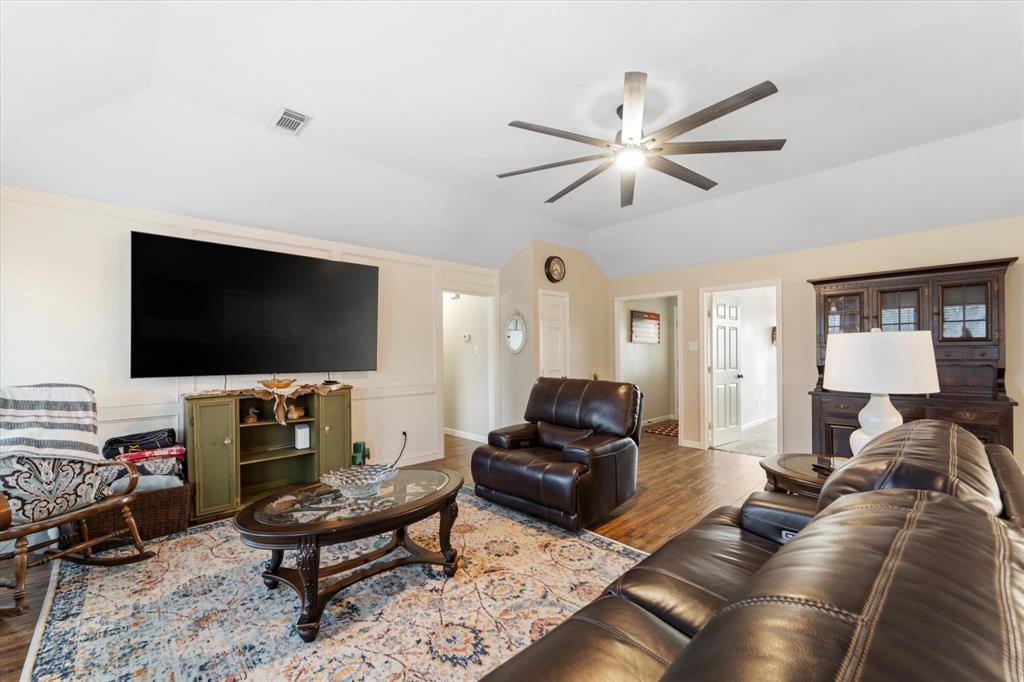 2 County Road 4867, Dayton, Texas image 10