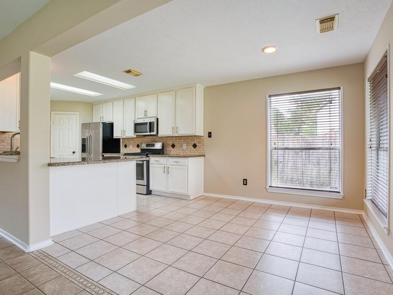 26610 W Surrey Park Lane W