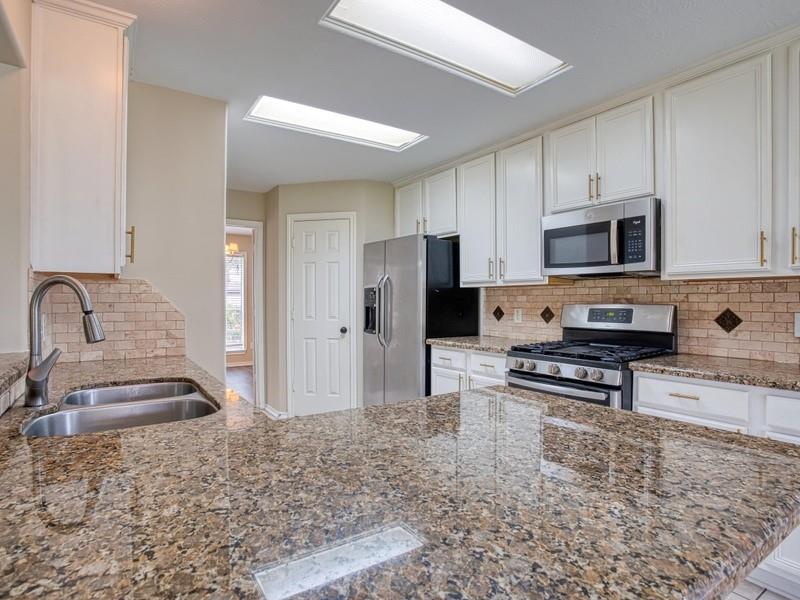 26610 W Surrey Park Lane W