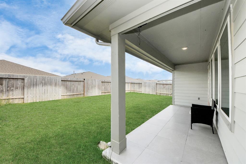 7007 Fleetwood Crescent Way, Richmond, Texas image 40