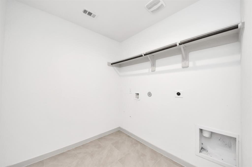 7007 Fleetwood Crescent Way, Richmond, Texas image 37