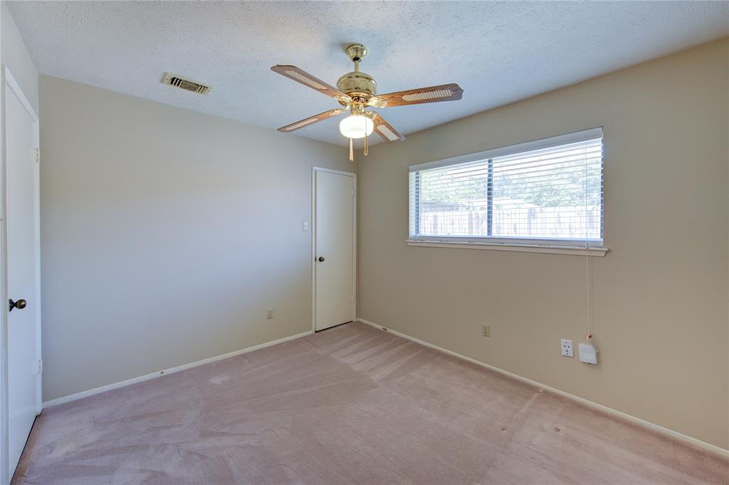 11806 Brook Meadows Lane, Meadows Place, Texas image 21
