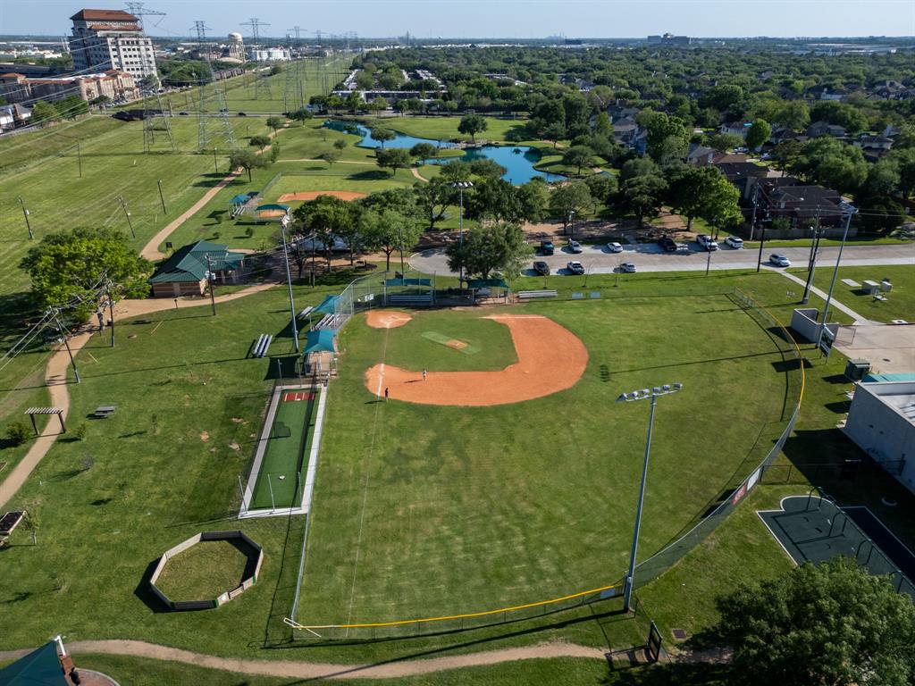 11806 Brook Meadows Lane, Meadows Place, Texas image 33