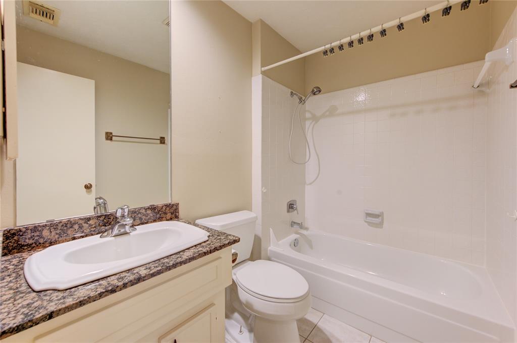 11806 Brook Meadows Lane, Meadows Place, Texas image 24