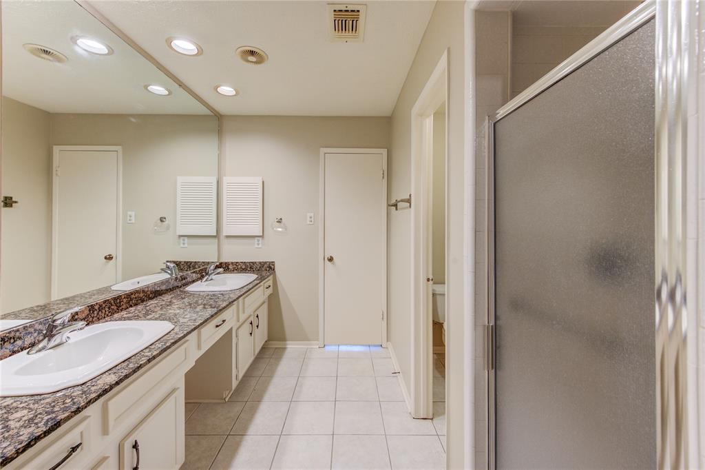 11806 Brook Meadows Lane, Meadows Place, Texas image 18
