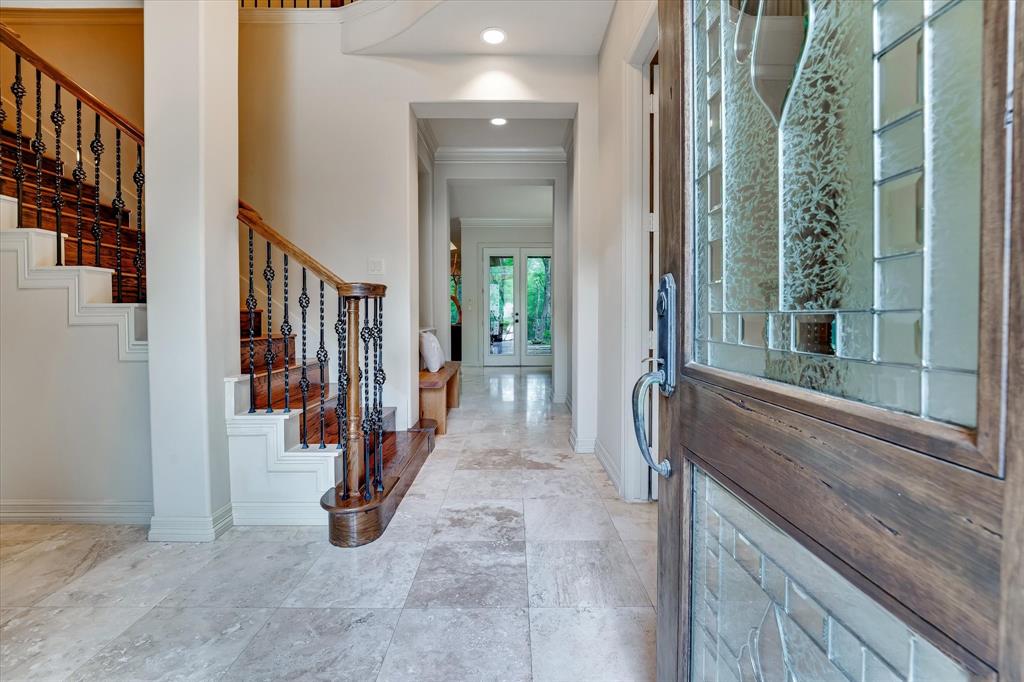 1302 Royal Sands Lane, Kingwood, Texas image 4