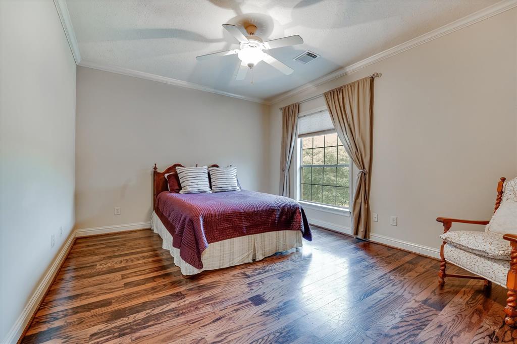 1302 Royal Sands Lane, Kingwood, Texas image 30