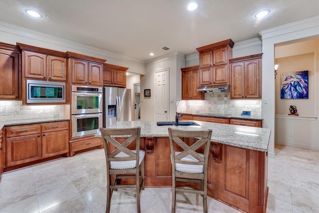 1302 Royal Sands Lane, Kingwood, Texas image 8