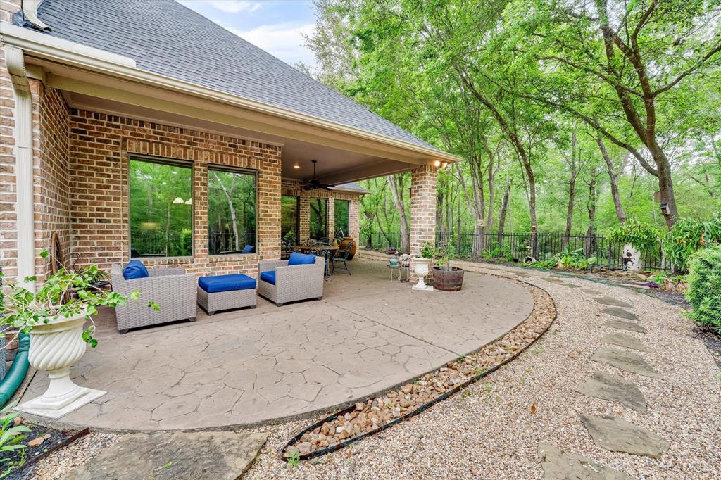 1302 Royal Sands Lane, Kingwood, Texas image 36