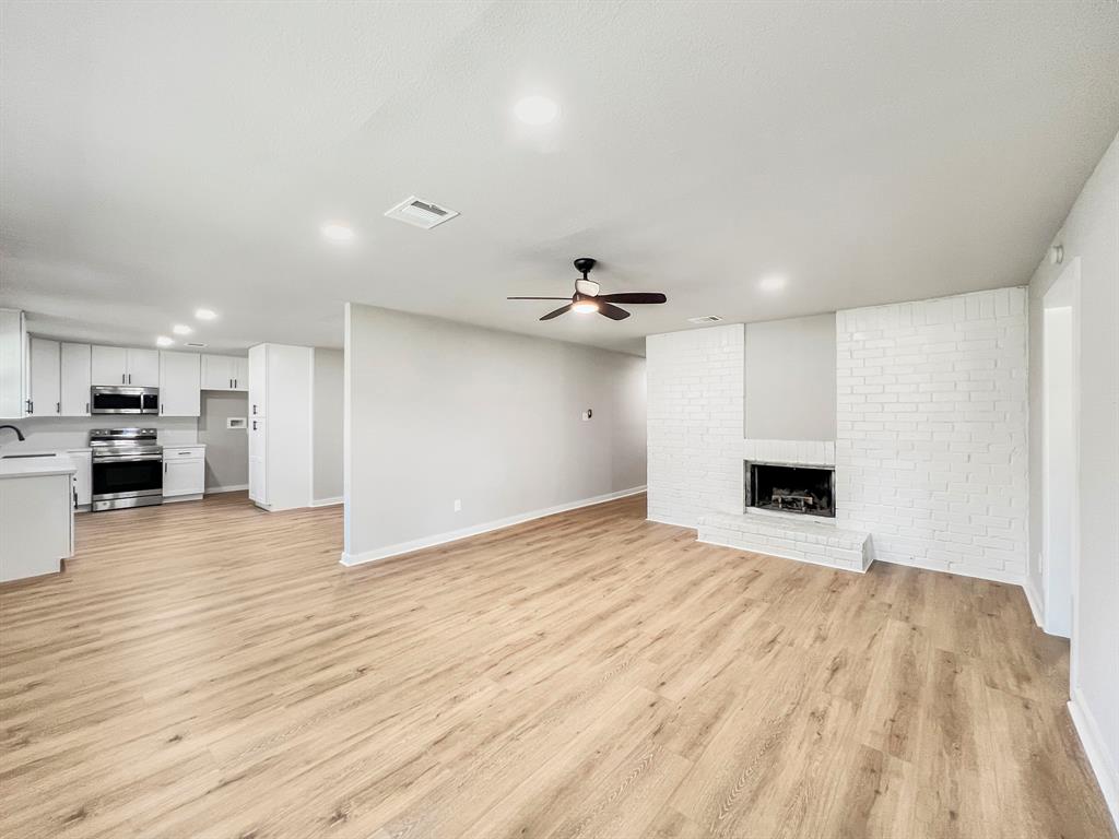 4926 Adonis Drive, Spring, Texas image 2