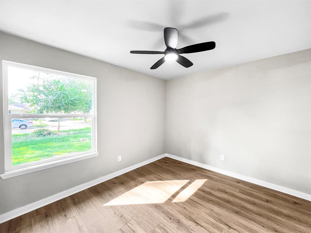 4926 Adonis Drive, Spring, Texas image 20