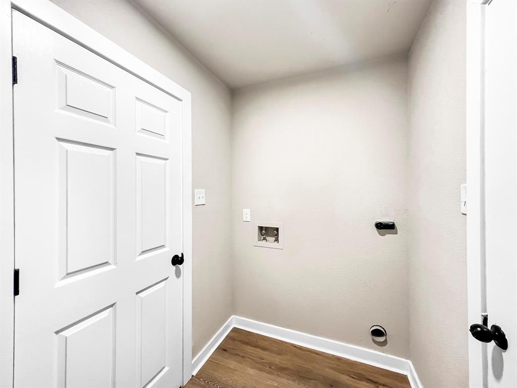 4926 Adonis Drive, Spring, Texas image 11