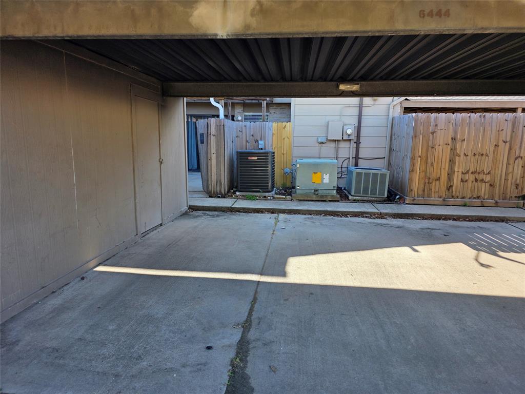 6444 Kentwick Drive #24/13, Houston, Texas image 20