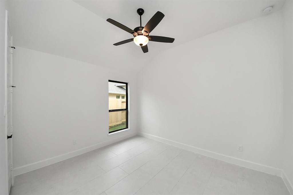 8706 Incandesce Rise Drive, Richmond, Texas image 11